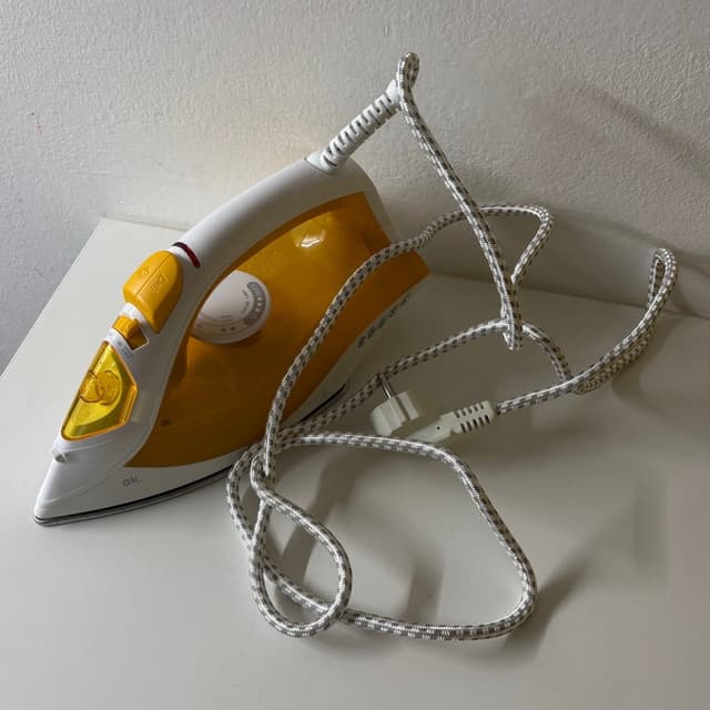 OK Steam Clothes Iron