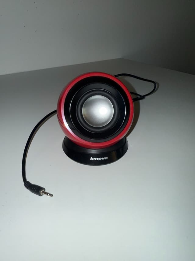 Lenovo Speaker