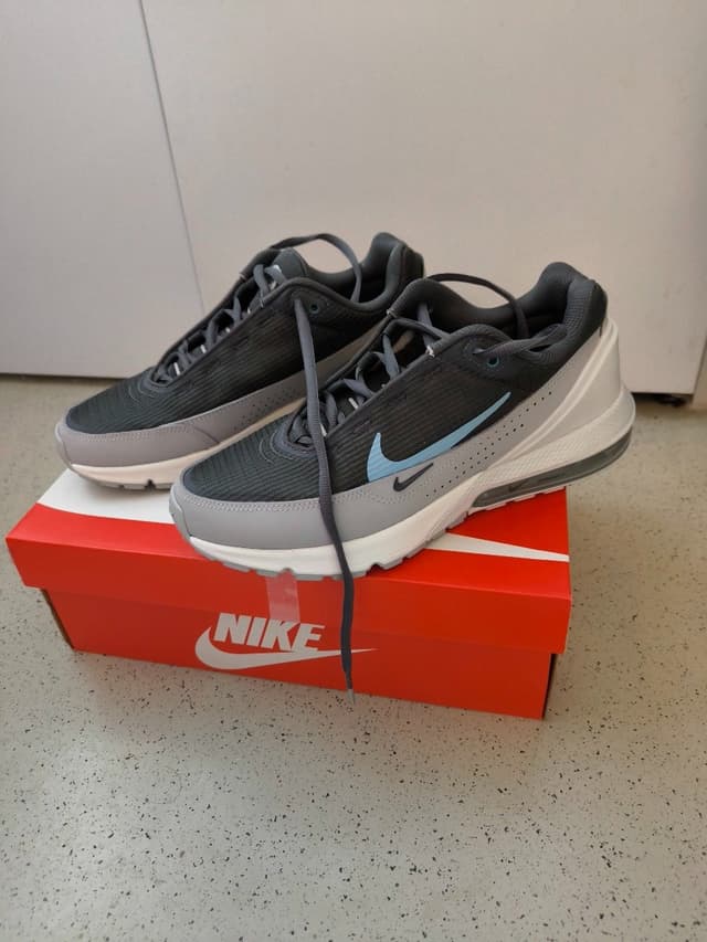 Nike Air Max Pulse SE
