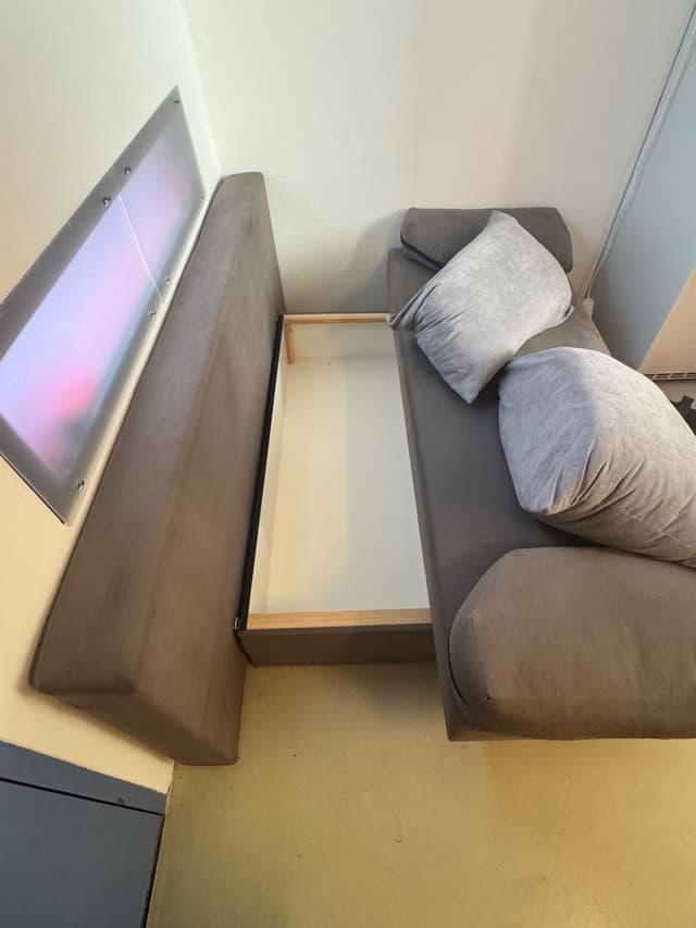 Listing image 1