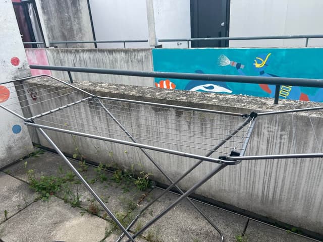 clothes drying rack