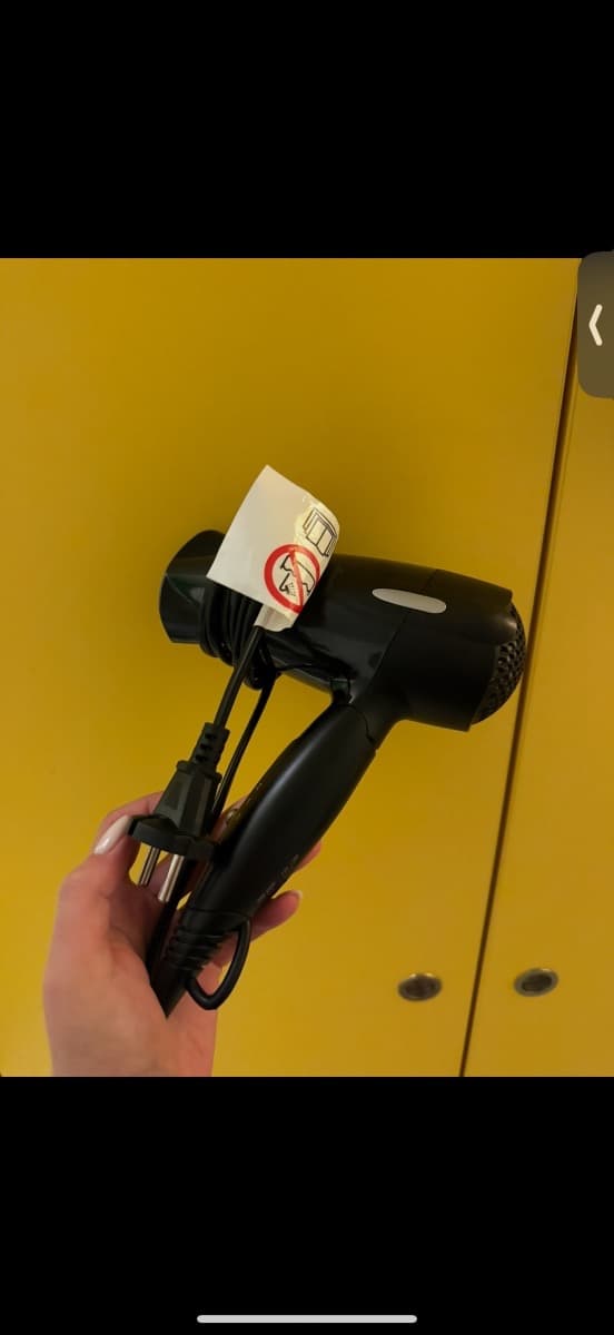 Hair dryer