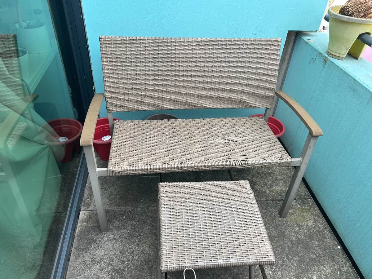 Listing image 0